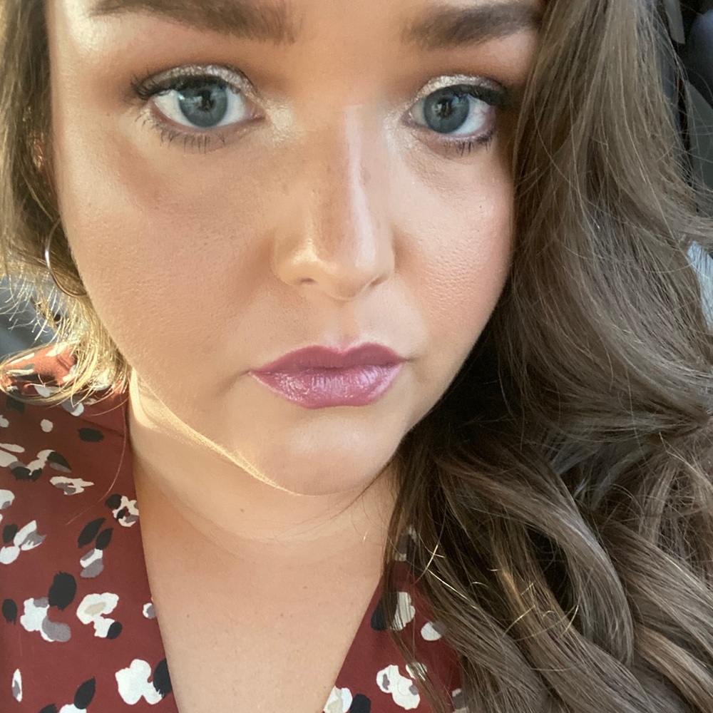 Meet your Posher, Charlotte